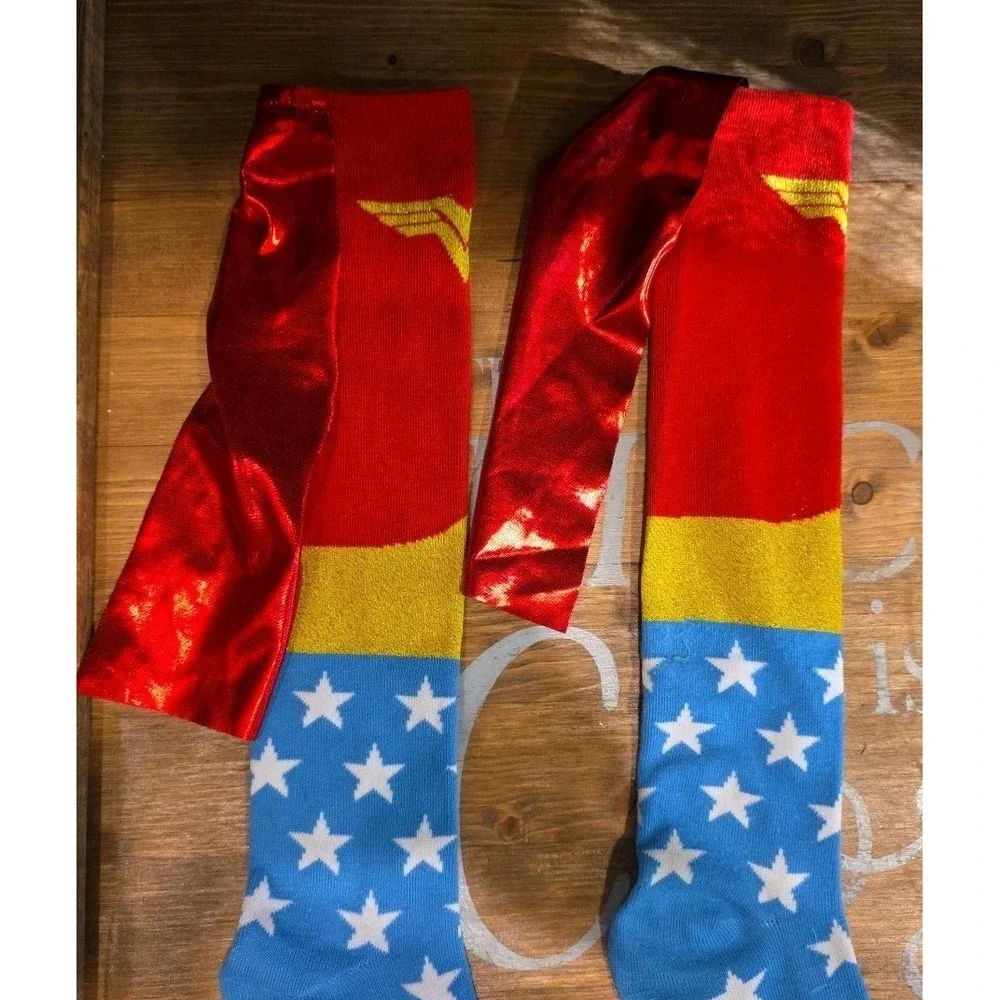 NEW Wonder Woman Socks Cosplay Size 9-11  DC Comics‎ Knee High Cape Custome